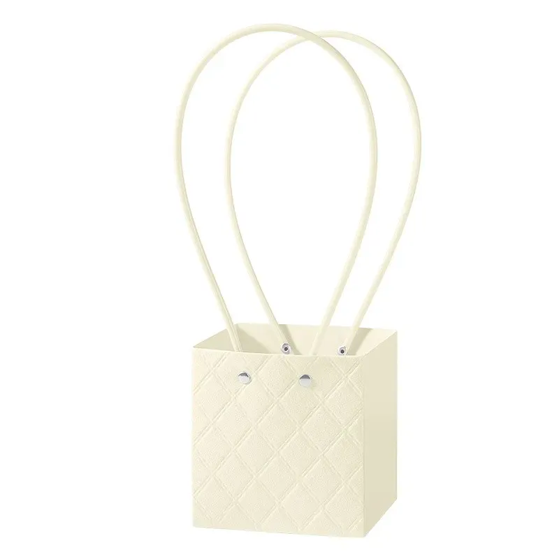 Beige flower bag with silicone handles, 11,5/10,5/12