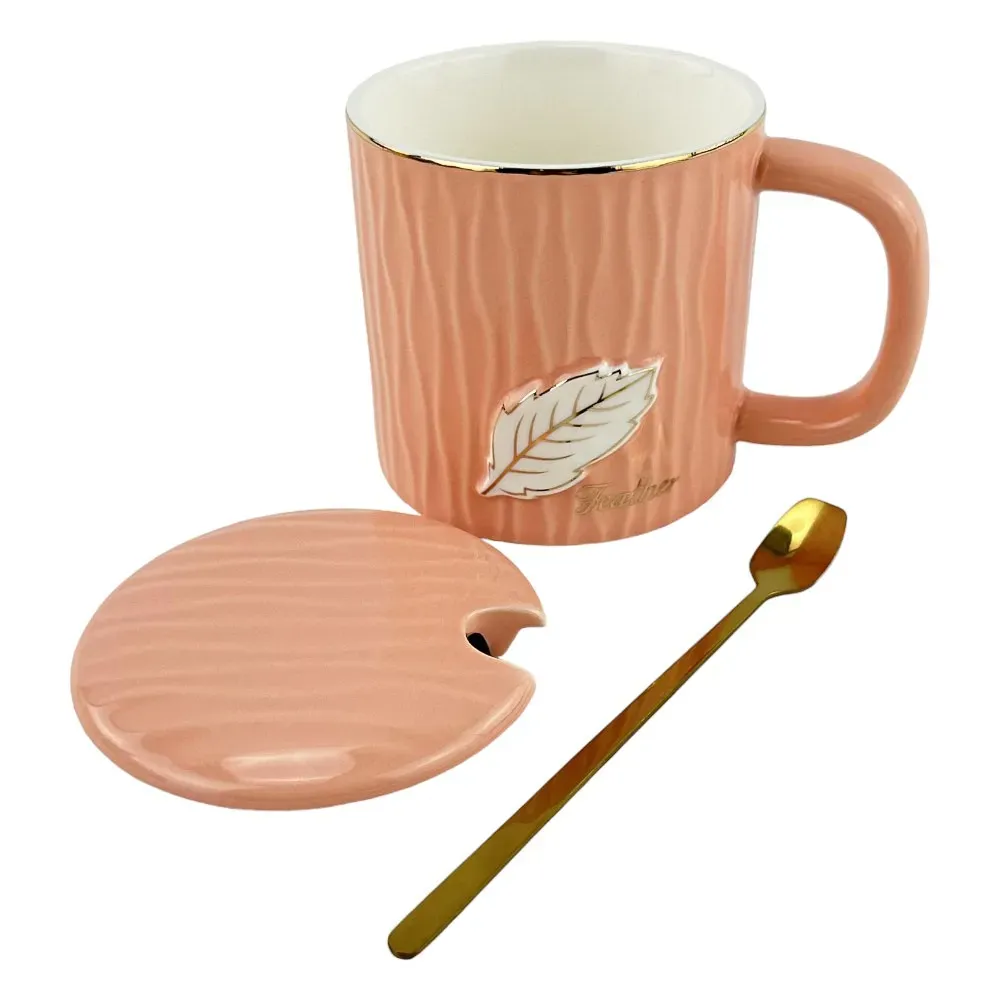 Różowy kubek ceramiczny z pokrywką i łyżeczką photo 2