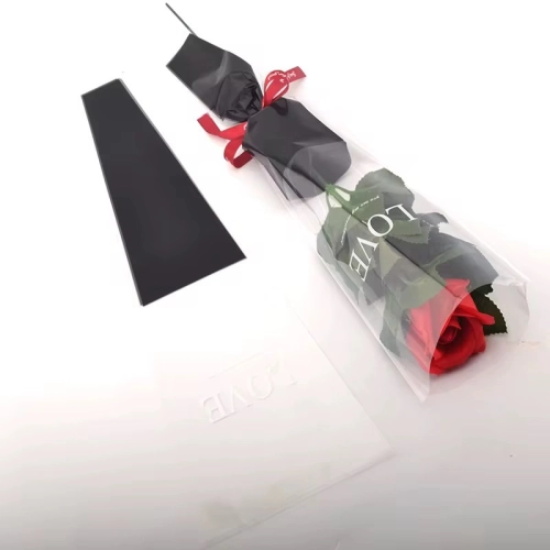 Pungi din celofan pentru flori "Inima inauntru" #171 negru